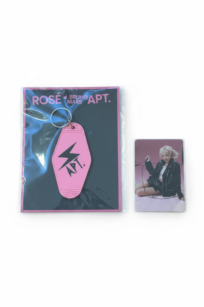Rosé Apt Keychain with Photocard 鑰匙扣連小卡