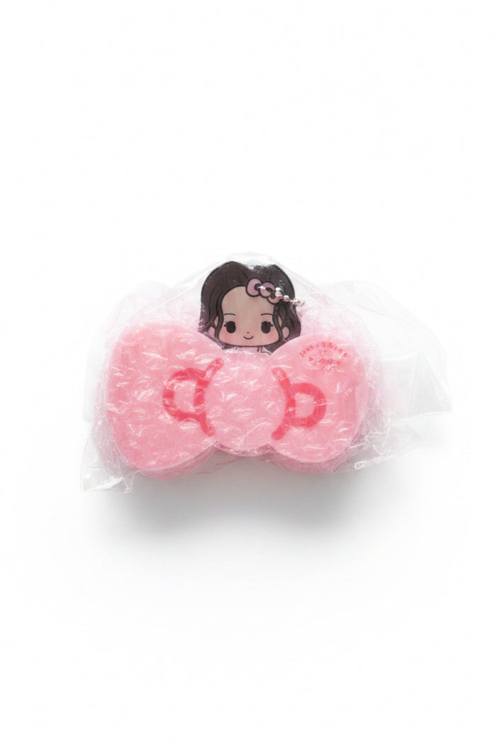 Jisoo X Hello Kitty Jisoo HairClip 髮夾
